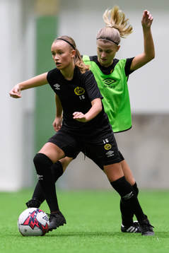 Ebba Nåfält och Sara Isaksson