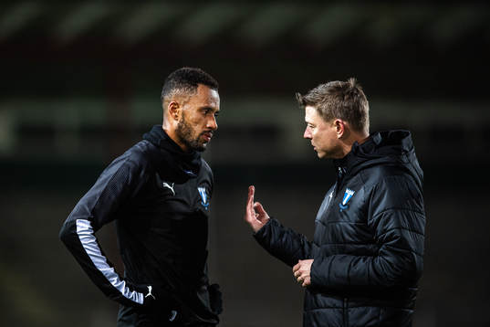 Malmö FFs Isaac Kiese Thelin och tränare Jon Dahl Tomasson
