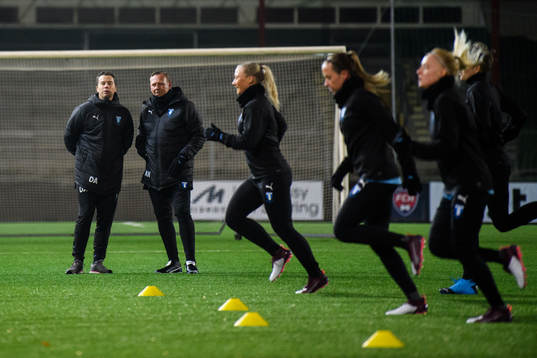 Sportchef Daniel Andersson och assisterande tränare Anders