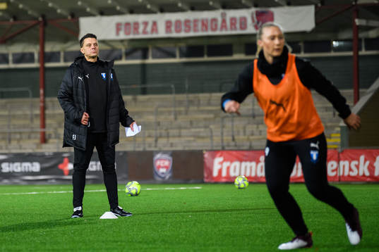 Tränare Fredrik Jahnfors och Madeleine Hejde