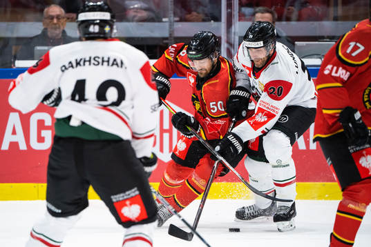 Daniel Sondell of Luleå and Joel Lundqvist of Frölunda