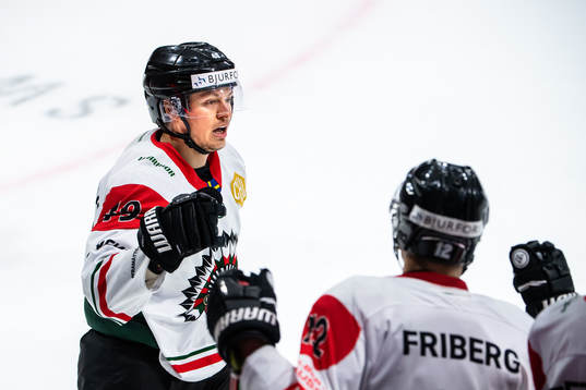 Rhett Rakshani of Frölunda celebrates the 2-1 goal
