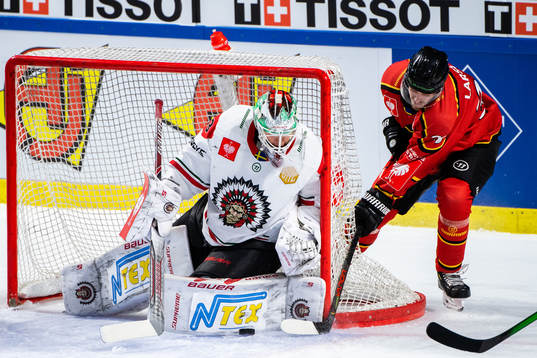 Goalkeeper Johan Mattsson of Frölunda and Emil Larsson of