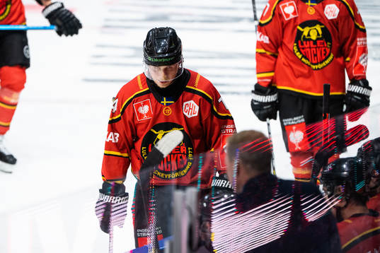 Jonas Berglund of Luleå looks dejected