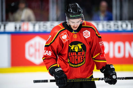 Isac Brännström of Luleå looks dejected