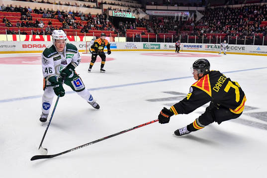 Färjestads Michael Latta och Brynäs Nicklas Danielsson