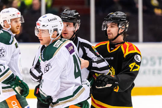 Färjestads Michael Latta och Brynäs Eric Norin