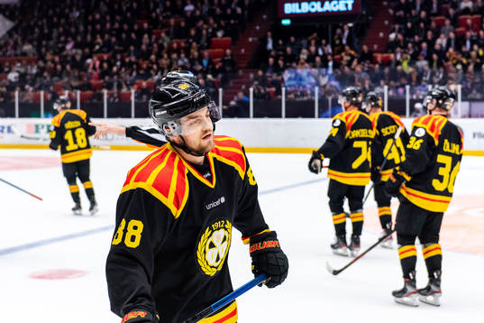 Brynäs Jaedon Descheneau deppar
