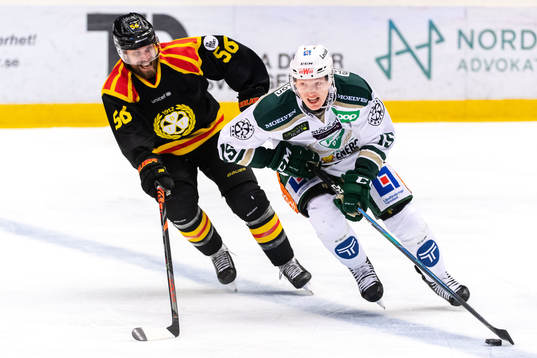 Brynäs Jonathan Sigalet och Färjestads Gustav Rydahl