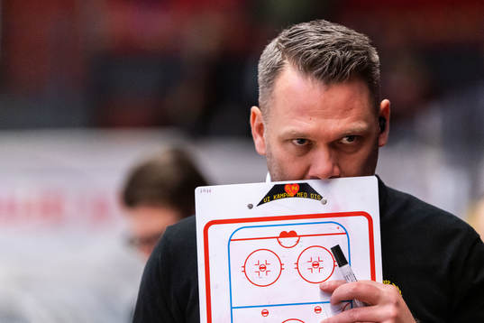 Brynäs assisterande tränare Mikael Holmqvist