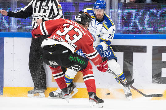 Leksands Marek Hrivik och Örebros Christopher Mastomäki