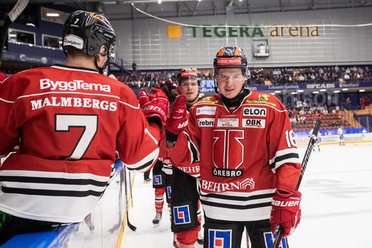 Örebros Lukas Pilö jublar