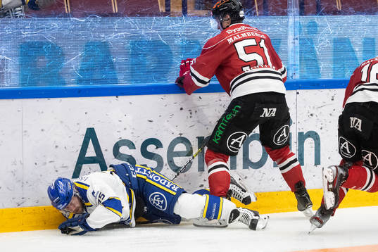 Leksands Linus Persson och Örebros Kristian Näkyvä