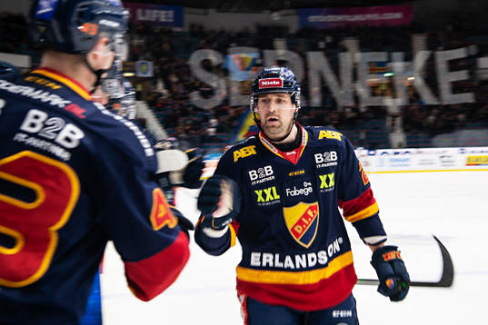Djurgårdens Patrik Berglund jublar