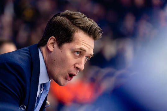 Växjös tränare Sam Hallam