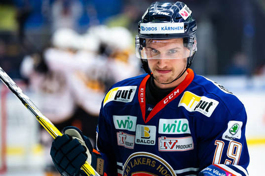Växjös Casey Bailey deppar