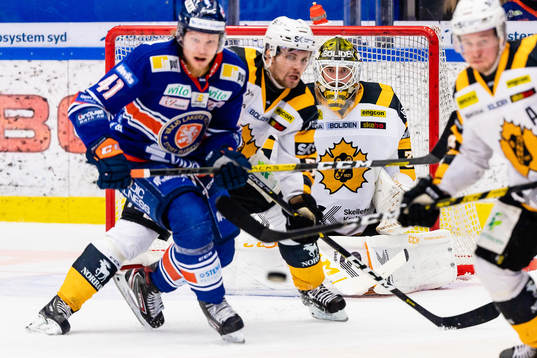 Skellefteås målvakt Gustaf Lindvall
