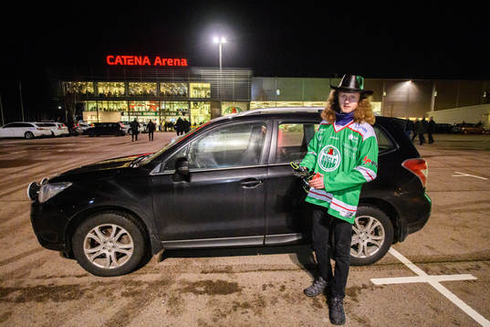 Emil Andersson har kört bil från Umeå till Ängelholm