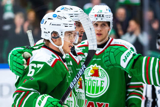 Rögles Leon Bristedt jublar