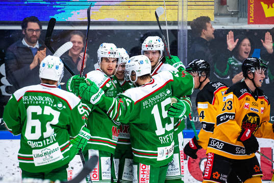 Rögles Samuel Johannesson, Kodie Curran och Dennis