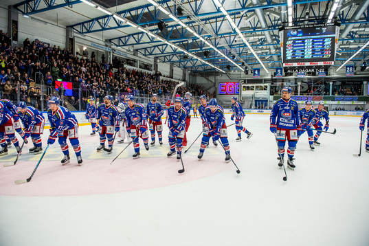 Oskarshamns spelare jublar