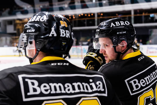 s Victor Ahlström i samtal med Oscar Ahlström