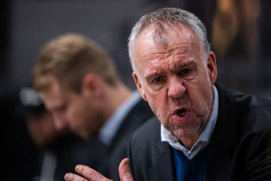 s tränare Bobo Simensen