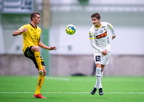 Häckens Leo Bengtsson och Elfsborgs Christopher McVey