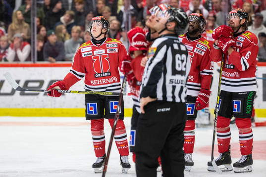 Örebros Linus Öberg deppar