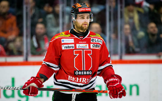 Örebros Aaron Irving