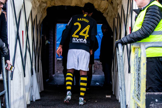 s Heradi Rashidi kliver av skadad