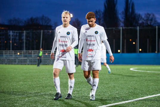 Karlstads Oskar Alvers och Mommo Qassem deppar
