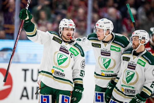 Färjestads Linus Johansson jublar