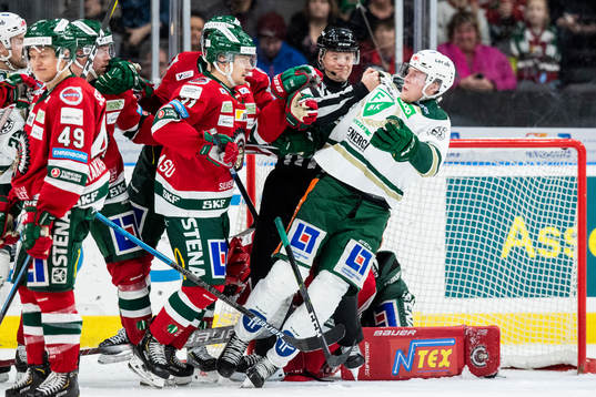 Frölundas Nicklas Lasu och Färjestads Victor Ejdsell