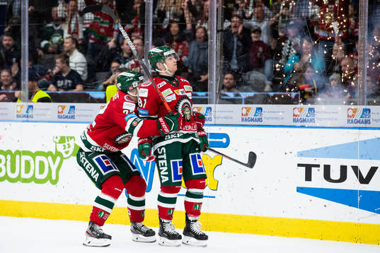Frölundas Ryan Lasch jublar