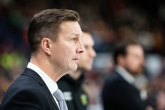 Färjestads huvudtränare Johan Pennerborn