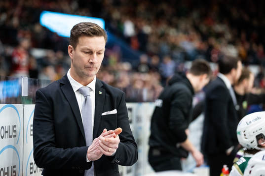 Färjestads huvudtränare Johan Pennerborn
