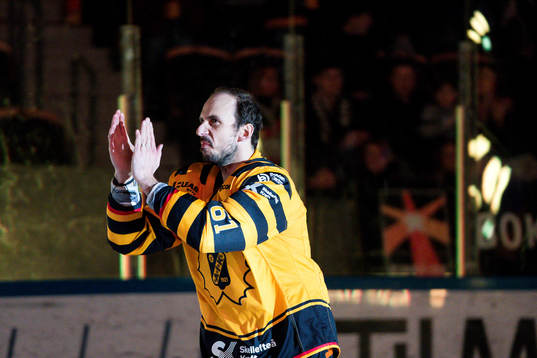 Skellefteås Fredrik Lindgren hyllas