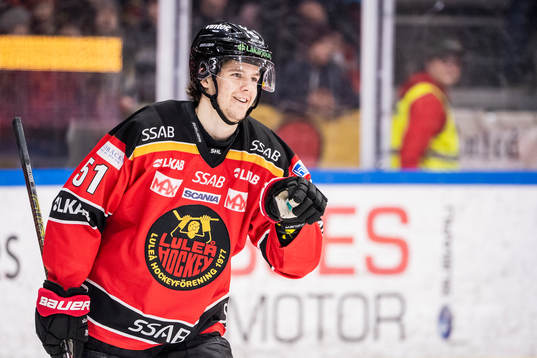 Luleås Filip Hållander jublar