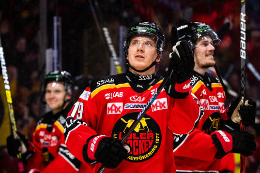 Luleås Joonas Jalvanti jublar