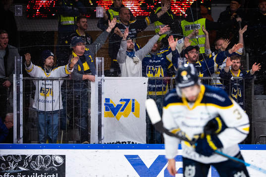s supportrar tackar spelarna