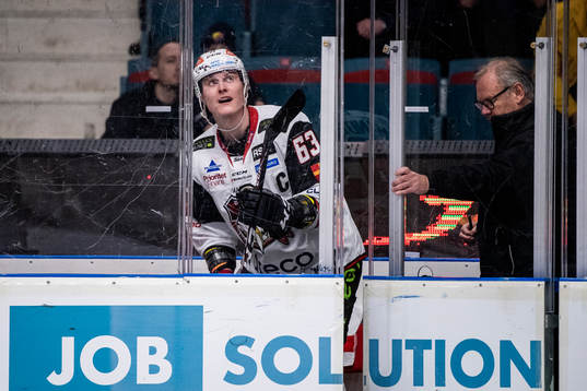 Malmö Redhawks Fredrik Händemark i utvisningsbåset