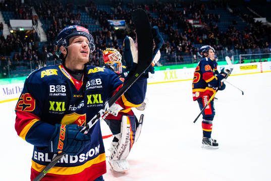 Djurgårdens Sebastian Strandberg jublar