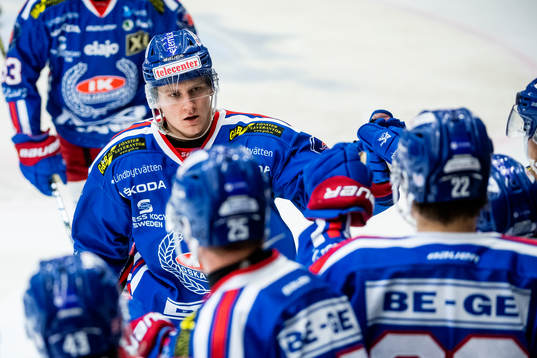 Oskarshamns Filip Sveningsson jublar
