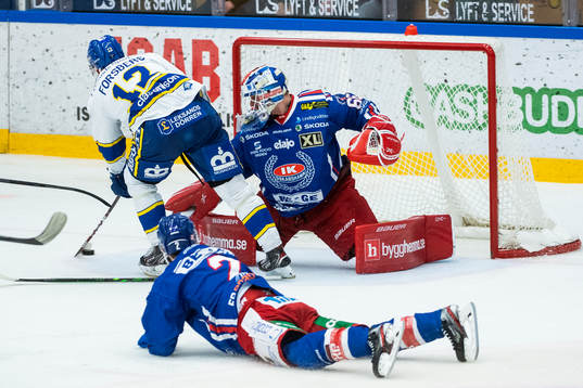 Leksands Fredrik Forsberg gör 2-3 bakom Oskarshamns
