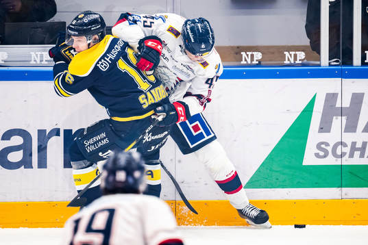 s Filip Sandberg och Linköpings Simon Lundmark