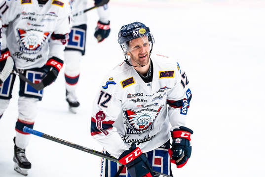 Linköpings Sebastian Karlsson jublar