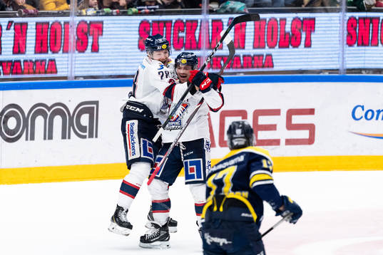 Linköpings Broc Little jublar med Jaakko Rissanen