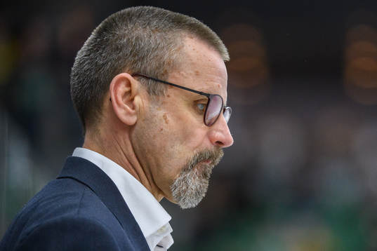 Skellefteås tränare Tommy Samuelsson deppar
