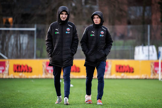 Helsingborgs Armin Gigovic och Filip Sjöberg som har